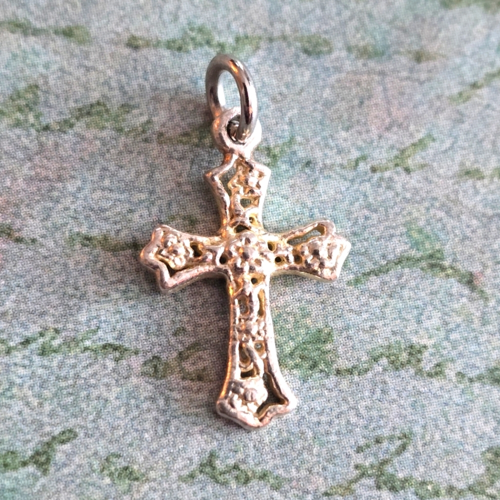 Cross pendant Sterling Silver 925 crucifix religious christian